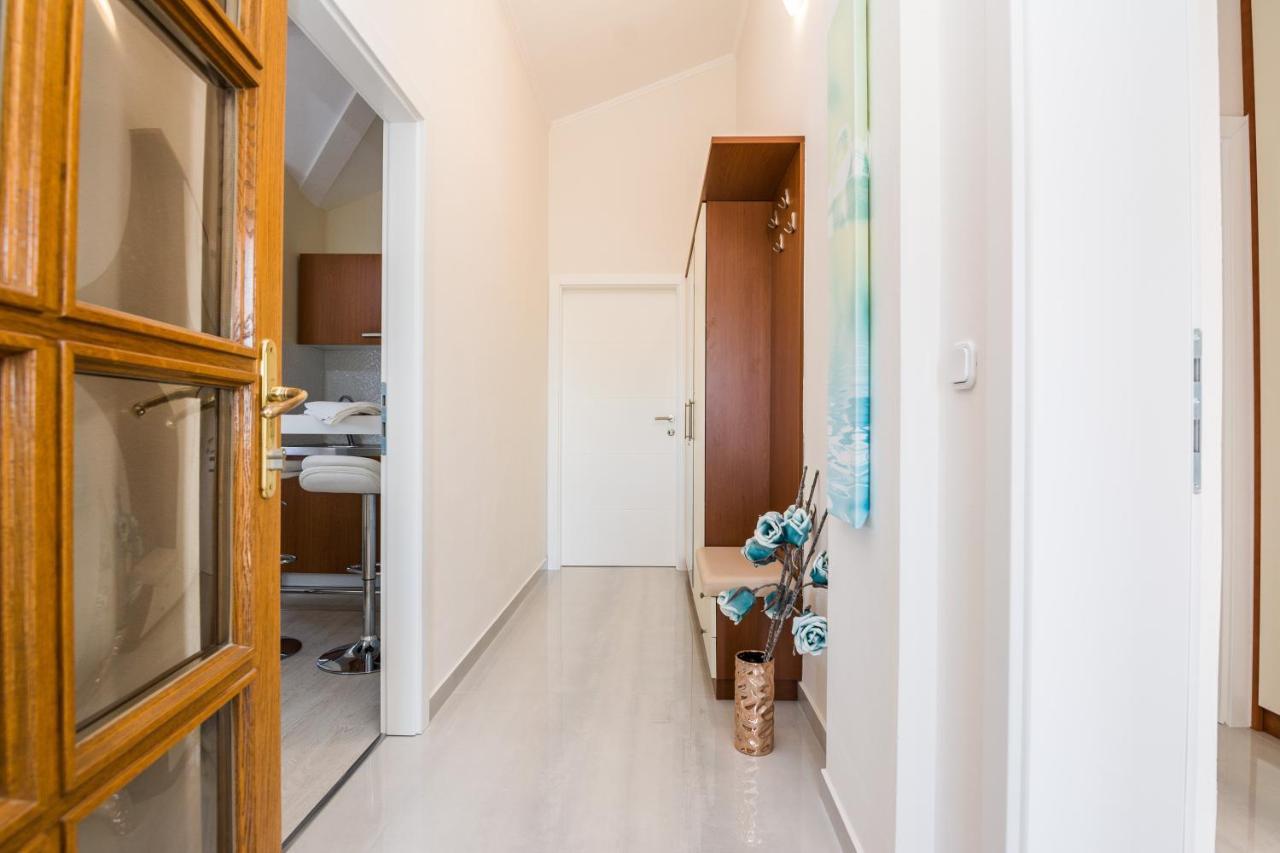 Apartments Medanic - Private Pool Privlaka  Luaran gambar