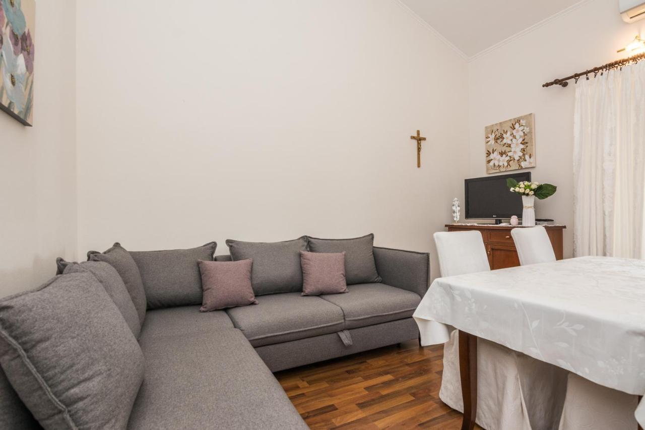 Apartments Medanic - Private Pool Privlaka  Luaran gambar