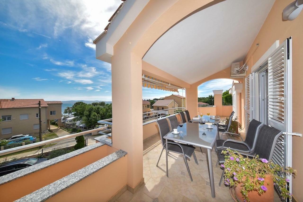 Apartments Medanic - Private Pool Privlaka  Luaran gambar