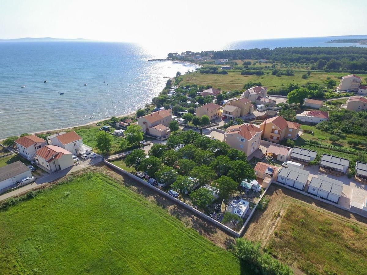 Apartments Medanic - Private Pool Privlaka  Luaran gambar