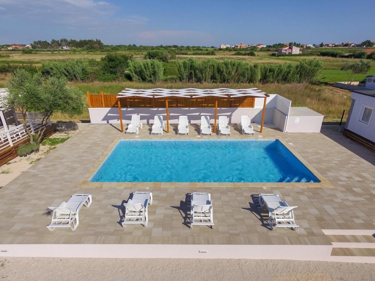 Apartments Medanic - Private Pool Privlaka  Luaran gambar